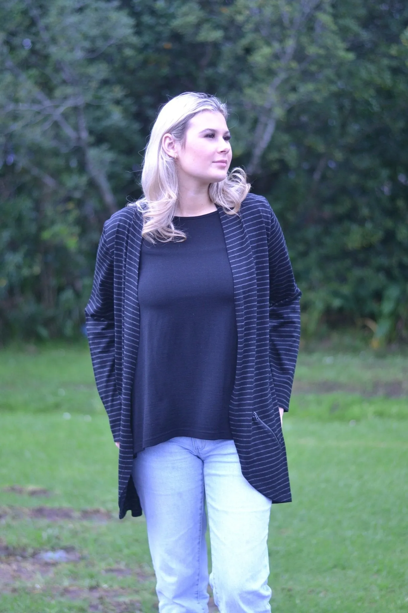 MERINO ZIP POCKET CARDIGAN LONG SLEEVES WOMENS STRIPE BLACK/GREY