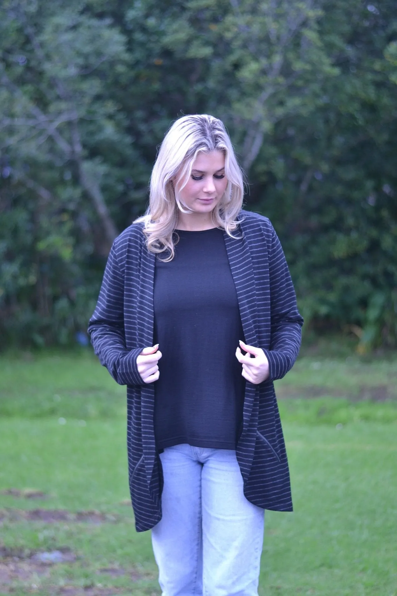 MERINO ZIP POCKET CARDIGAN LONG SLEEVES WOMENS STRIPE BLACK/GREY
