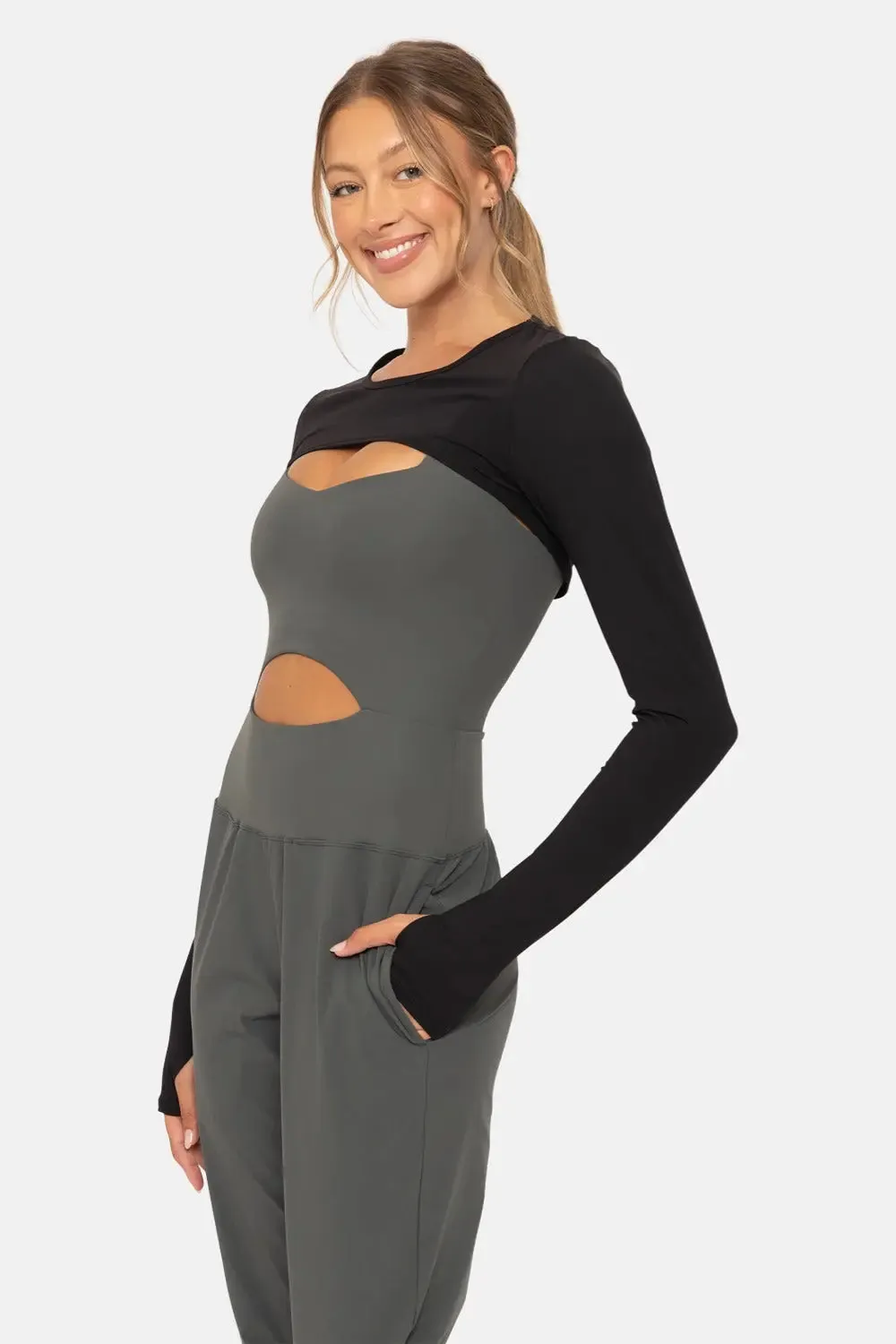 Mono B L/S Mini Shrug w/Thumbholes – Lightweight, Stretchy & Perfect for Layering