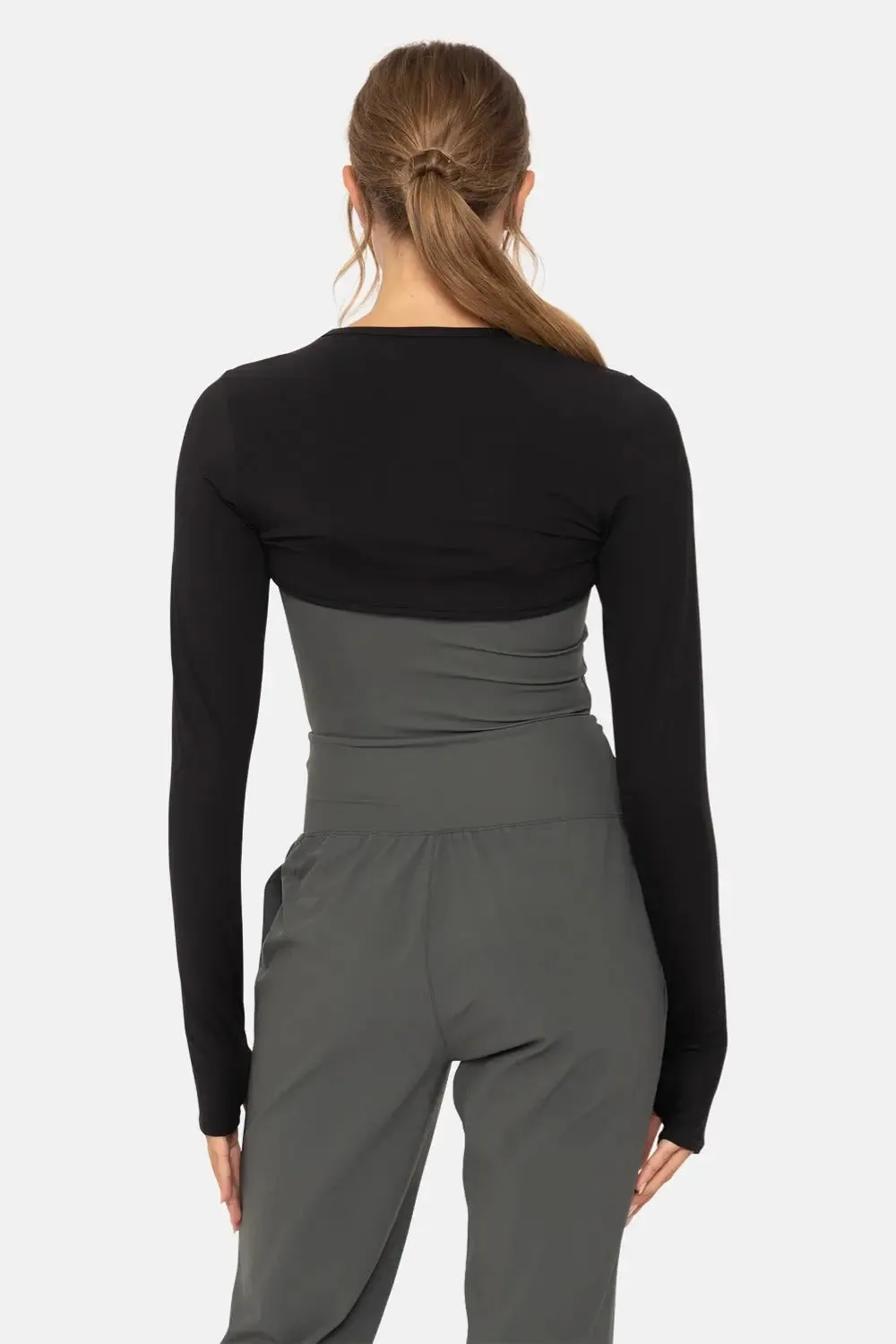 Mono B L/S Mini Shrug w/Thumbholes – Lightweight, Stretchy & Perfect for Layering