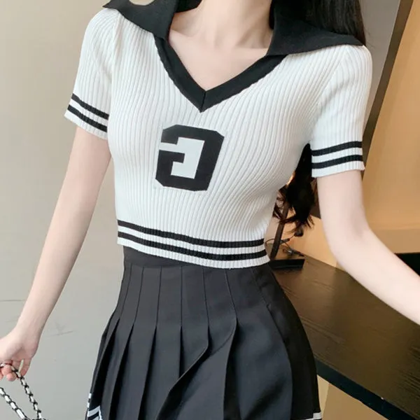 V-Neck Short-Sleeved Knitted Top Pleated Skirt Set