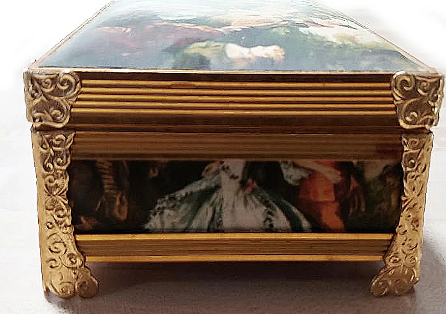 VINTAGE SCHMIDT SILK SATIN COVER METAL MUSIC BOX PLAYS "ROMERO & JULIET" SONG