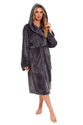 Women's Super Soft Plush Fleece Hooded Bathrobe Fluffy Velvet Loungewear Long Sleeve Cosy Winter Dressing Gown Spa Essential by Daisy Dreamer